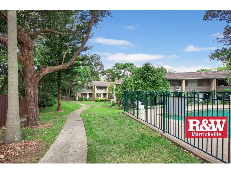 32/74 Floss Street, Hurlstone Park NSW 2193