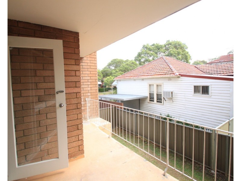 2/11-13 Tavistock Road, Homebush West NSW 2140