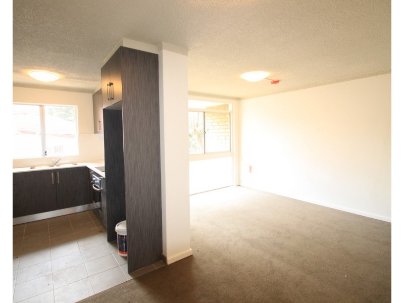 2/11-13 Tavistock Road, Homebush West NSW 2140