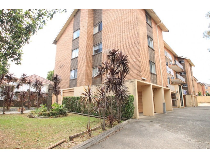8/11-13 Tavistock Street, Homebush West NSW 2140