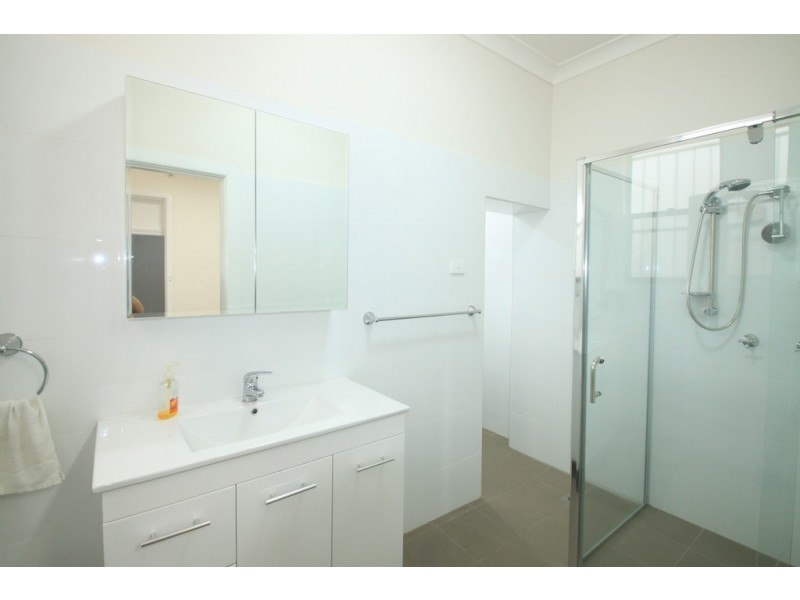 586 New Canterbury Road, Hurlstone Park NSW 2193