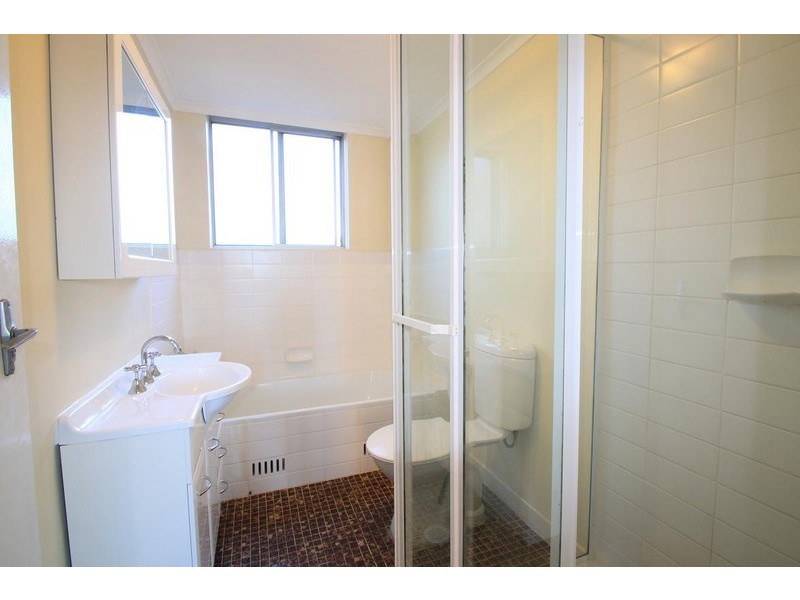 8/3-5 Riverside Crescent, Marrickville NSW 2204