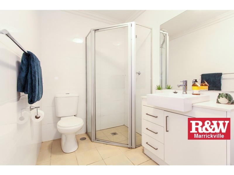 2/11 Woodcourt Street, Marrickville NSW 2204