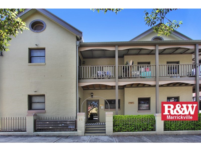 2/11 Woodcourt Street, Marrickville NSW 2204