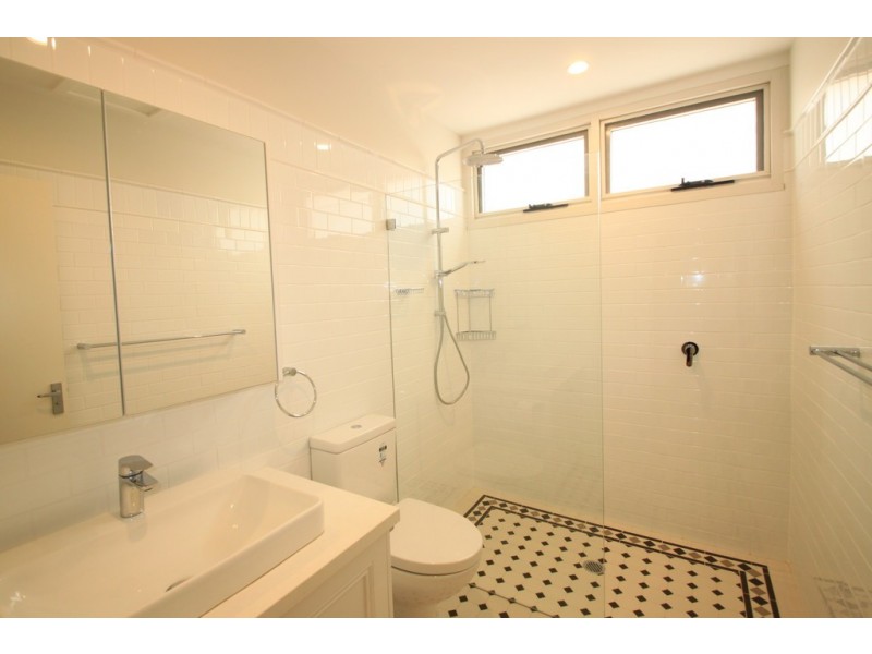 33 Calvert Street, Marrickville NSW 2204