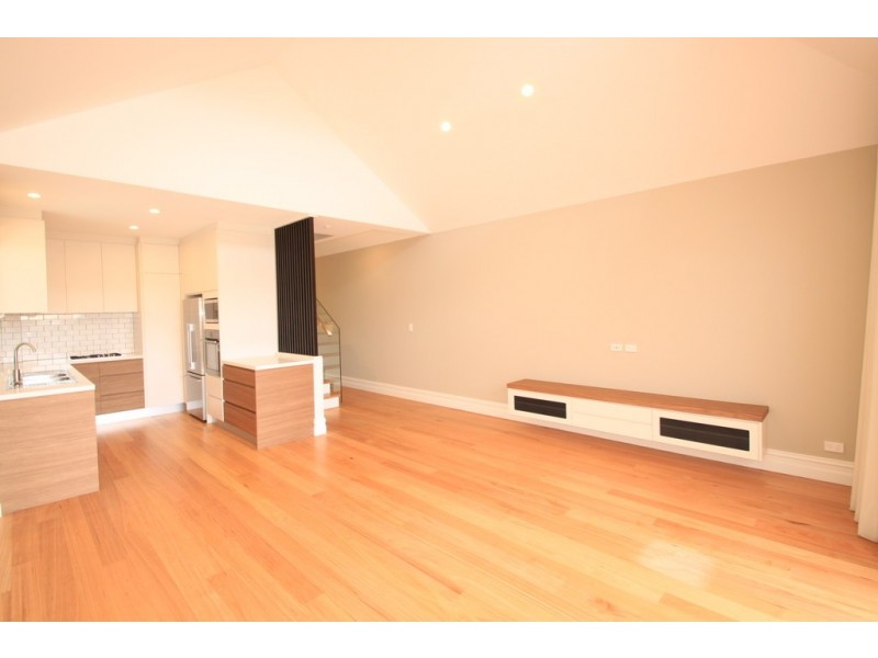 33 Calvert Street, Marrickville NSW 2204