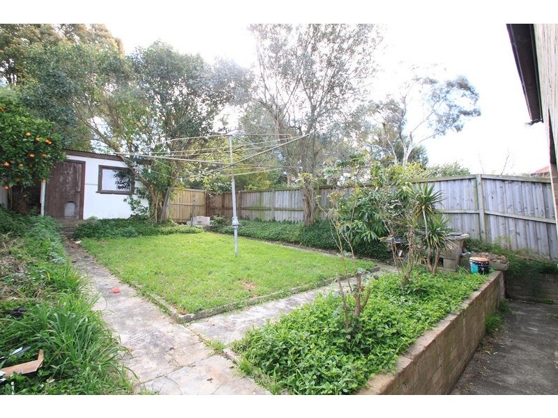 16 Starkey Street, Hurlstone Park NSW 2193