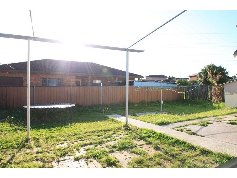 9 Gowrie Avenue, Punchbowl NSW 2196