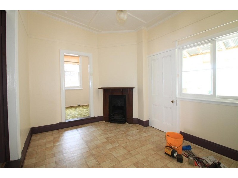 21 Robert Street, Canterbury NSW 2193