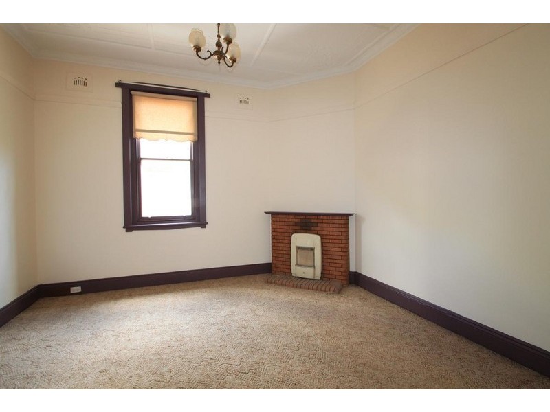 21 Robert Street, Canterbury NSW 2193