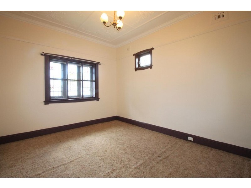 21 Robert Street, Canterbury NSW 2193