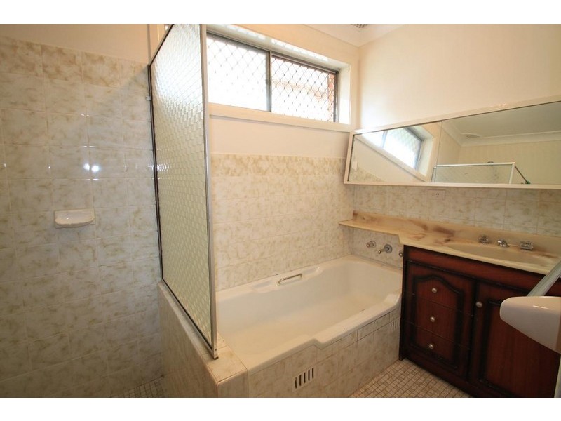 23 Robert Street, Canterbury NSW 2193