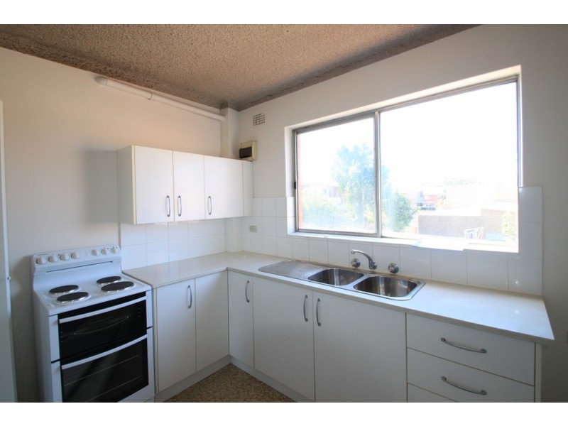 6/26 Myers Street, Roselands NSW 2196