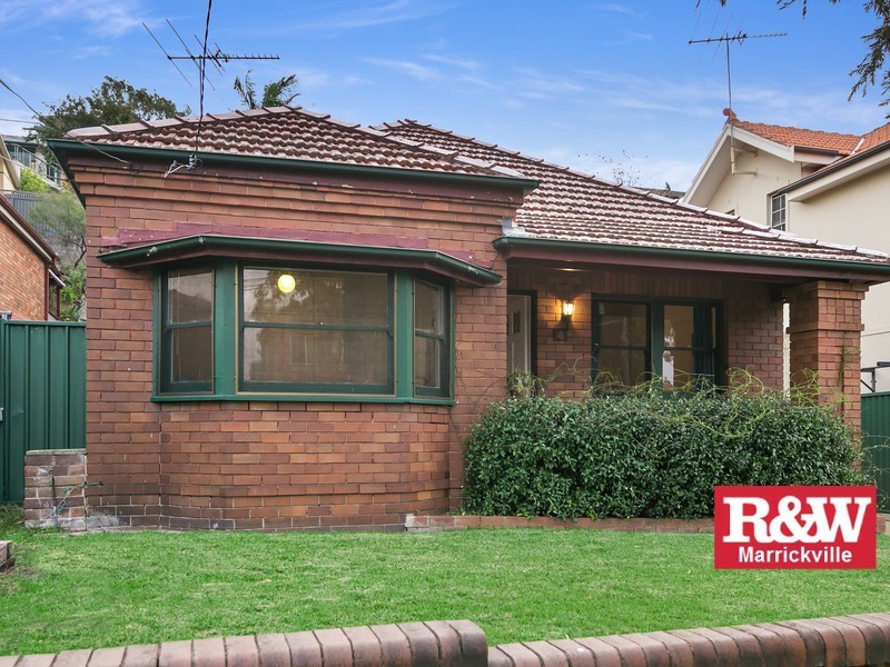 4 Carboona Avenue, Earlwood NSW 2206