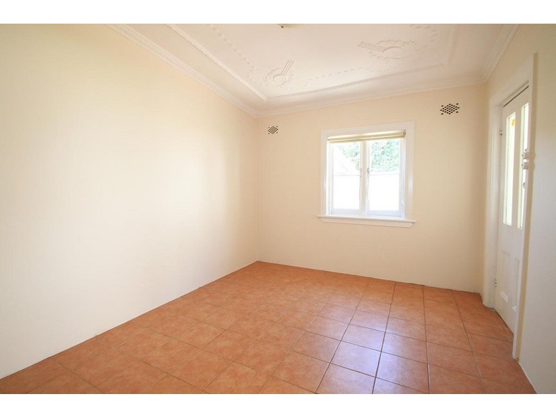 20  Hampton Street, Croydon Park NSW 2133