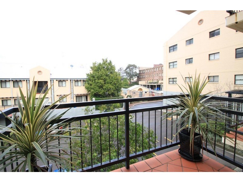 9/52A  Nelson Street, Annandale NSW 2038