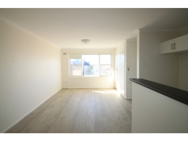 9/6-8 Esk Street, Marrickville NSW 2204