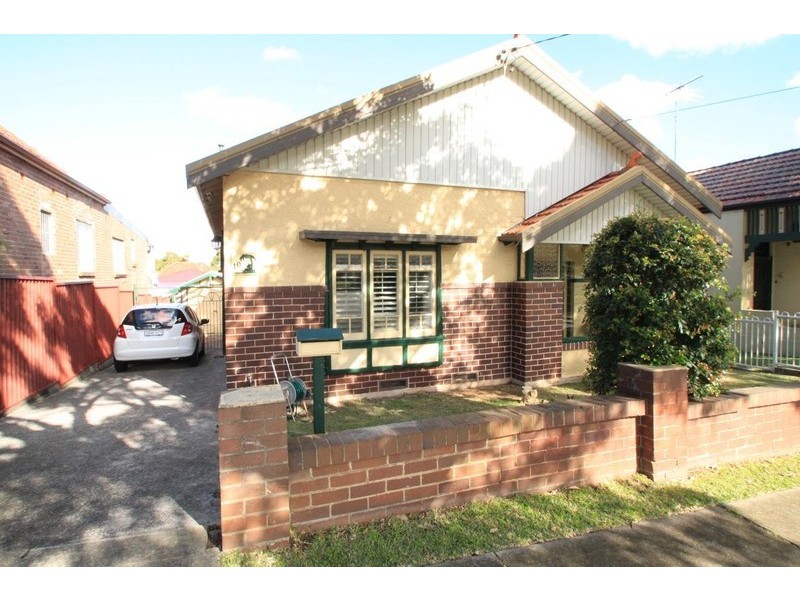 10 Woodside Avenue, Hurlstone Park NSW 2193