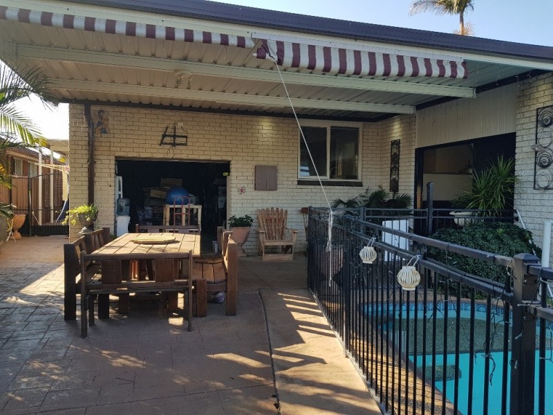 42 Craig Avenue, Moorebank NSW 2170