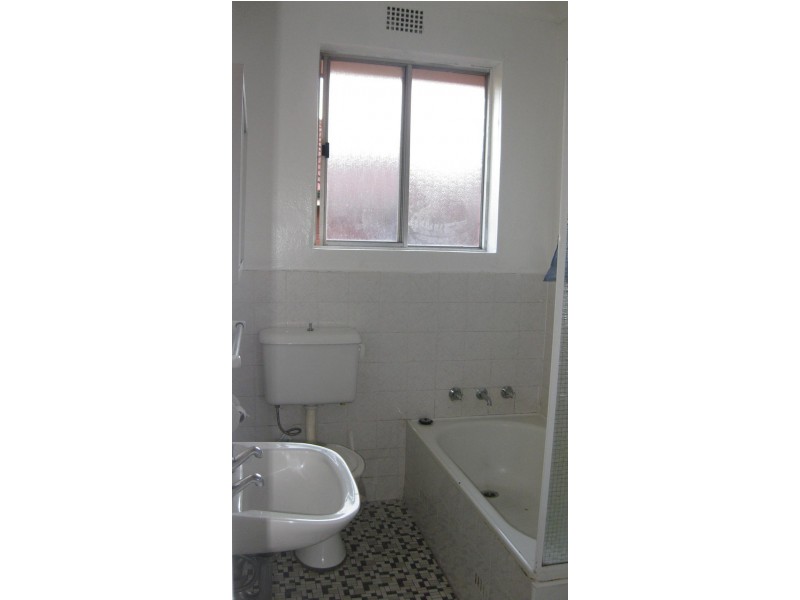 3/64 Northumberland Road, Auburn NSW 2144