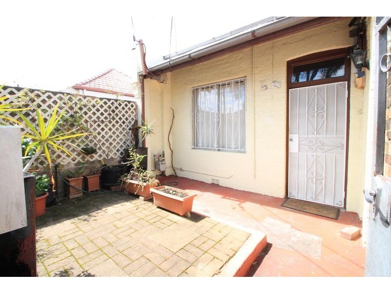 23 Illawarra Road, Marrickville NSW 2204