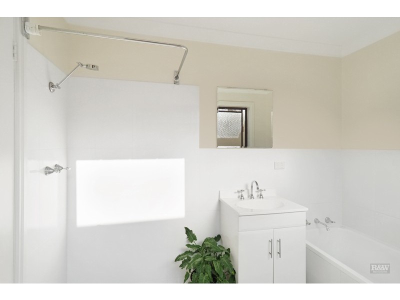 5/62 Canterbury Road (Access via private road), Hurlstone Park NSW 2193