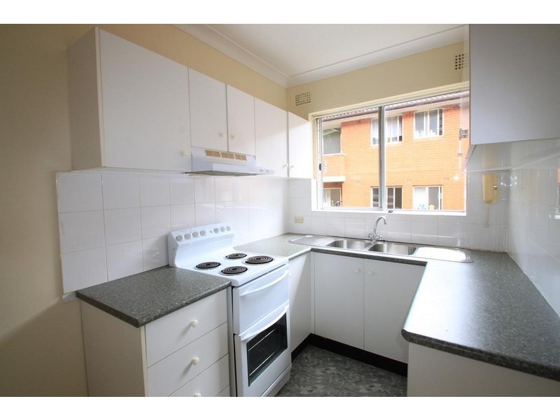 8/23 Myra Road, Dulwich Hill NSW 2203