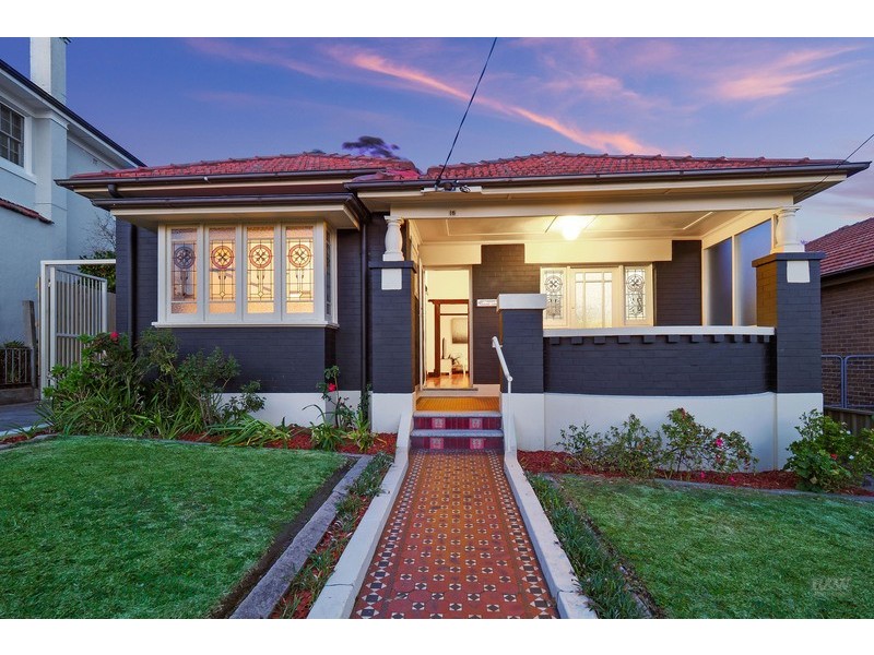 16 Hugh Avenue, Dulwich Hill NSW 2203