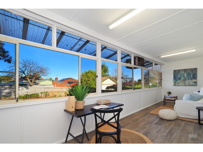 16 Hugh Avenue, Dulwich Hill NSW 2203