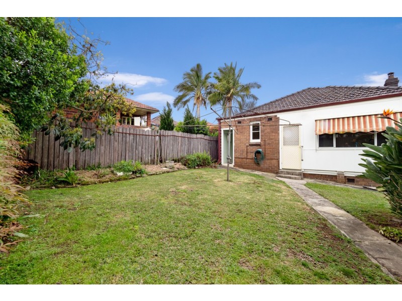 2 Johnson Avenue, Dulwich Hill NSW 2203