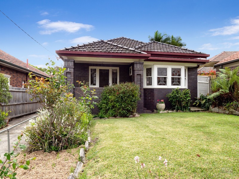 2 Johnson Avenue, Dulwich Hill NSW 2203