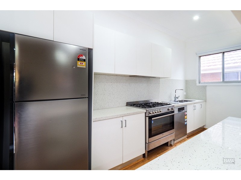 13 Yabsley Avenue, Marrickville NSW 2204