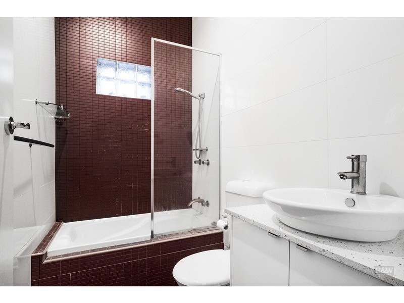 13 Yabsley Avenue, Marrickville NSW 2204