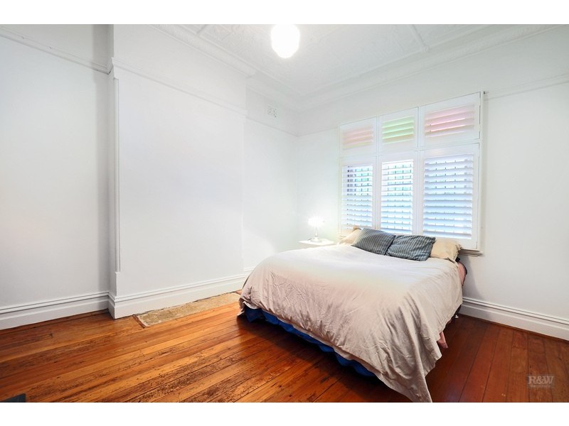 13 Yabsley Avenue, Marrickville NSW 2204