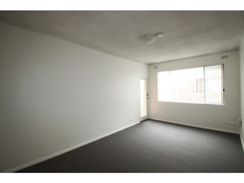 2/64 Northumberland Road, Auburn NSW 2144