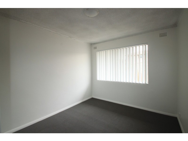 2/64 Northumberland Road, Auburn NSW 2144