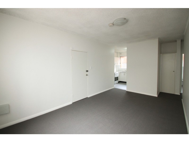 2/64 Northumberland Road, Auburn NSW 2144