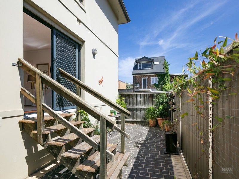 3/4 Marcia Street, Hurlstone Park NSW 2193