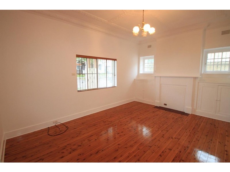 3 Dibble Avenue, Marrickville NSW 2204