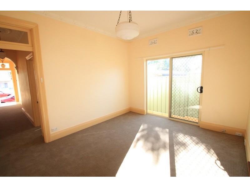 2 William Street, Tempe NSW 2044