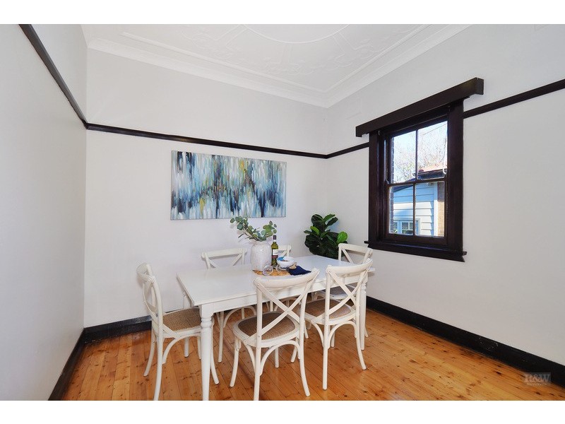 16 Hugh Avenue, Dulwich Hill NSW 2203