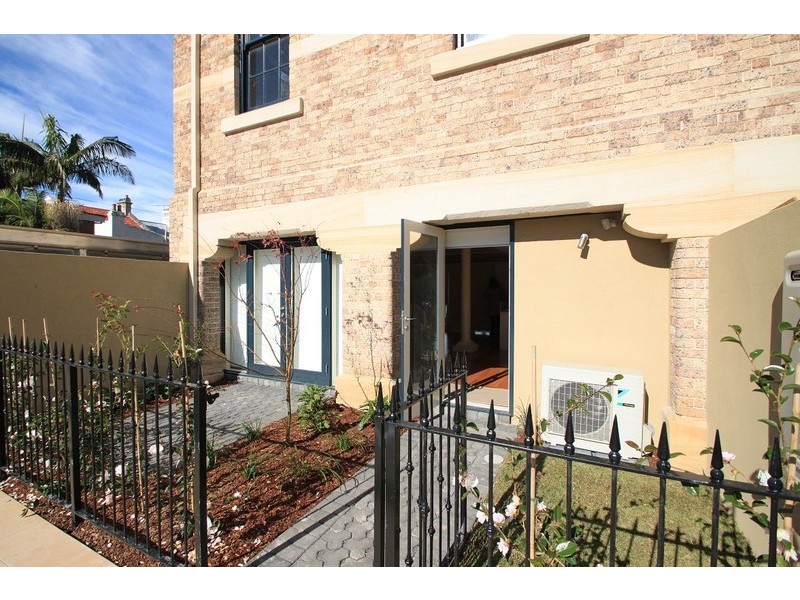 2 Metropolitan Road, Enmore NSW 2042