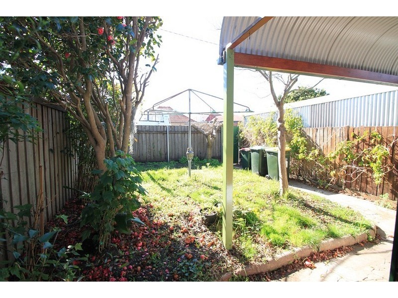 27 Calvert Street, Marrickville NSW 2204