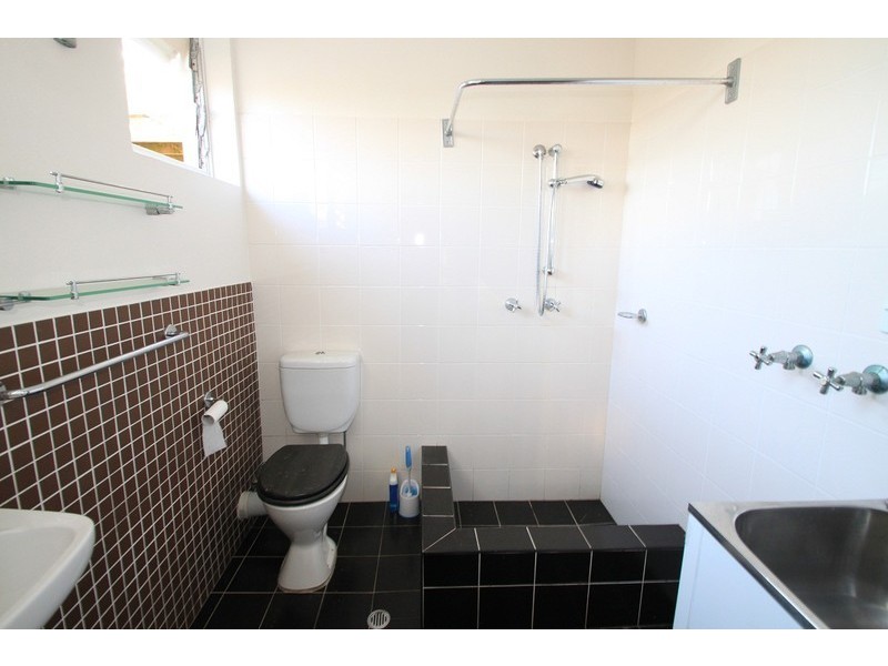 1/8 Ivanhoe Street, Marrickville NSW 2204