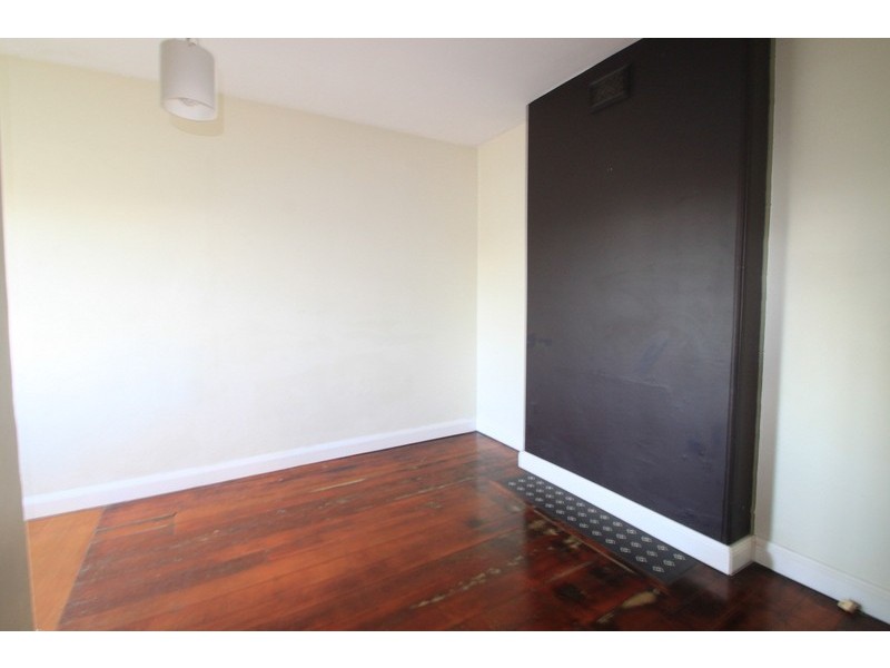 1/8 Ivanhoe Street, Marrickville NSW 2204