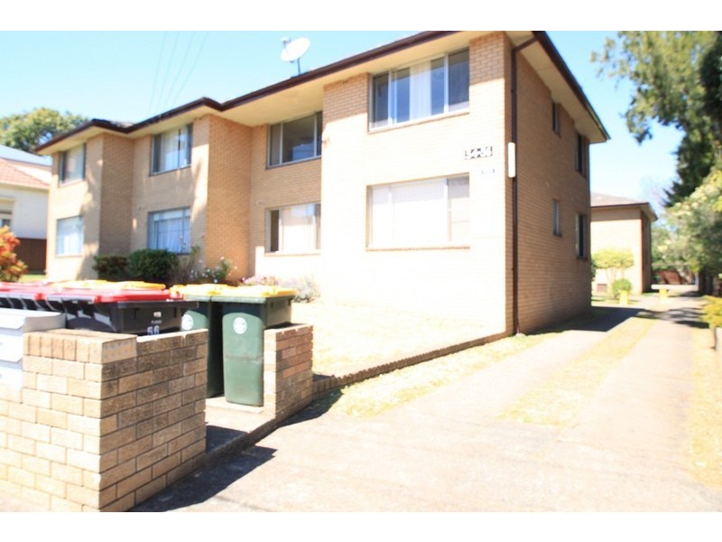 2/54 Floss Street, Hurlstone Park NSW 2193
