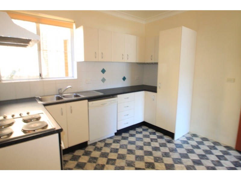 2/54 Floss Street, Hurlstone Park NSW 2193