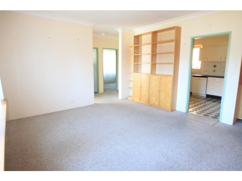 2/54 Floss Street, Hurlstone Park NSW 2193