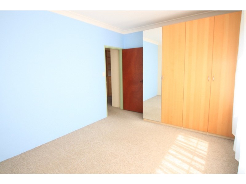 2/54 Floss Street, Hurlstone Park NSW 2193