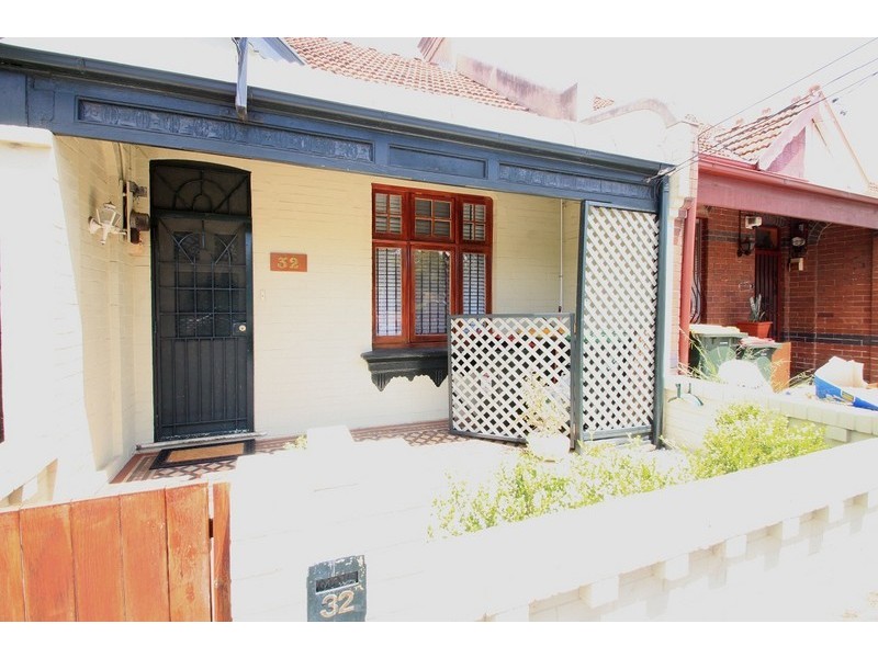 32 Calvert Street, Marrickville NSW 2204